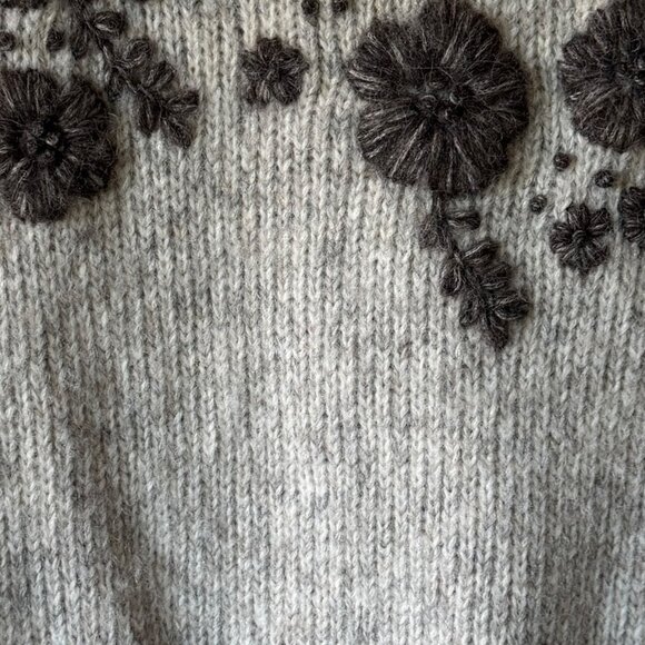 St. Roche Juniper Sweater Vest Heather Gray Size XS Floral Hand Embroidery Soft - Picture 13 of 16